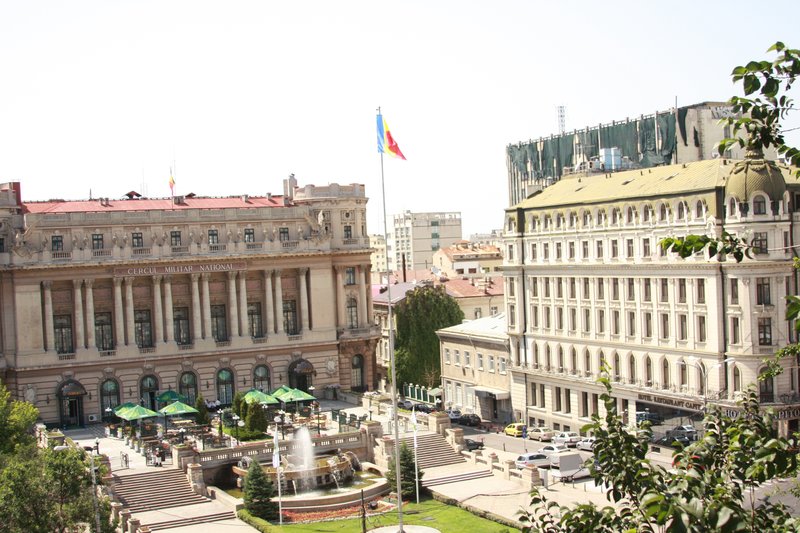 Universitate, Calea Victoriei, bl. Pizza Hut